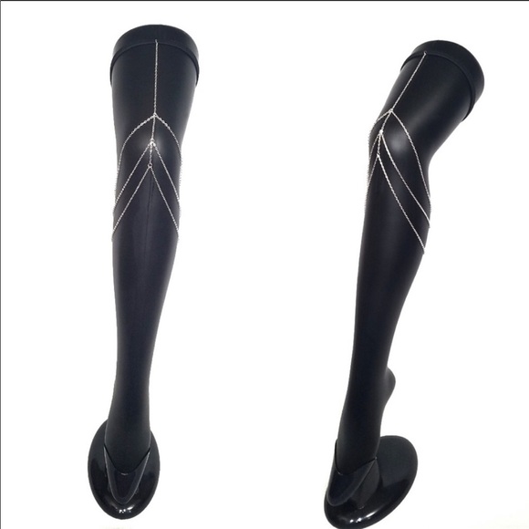 Body Jewelry-Leg Chain - Picture 3 of 3